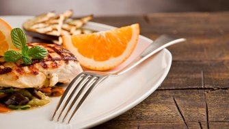 Ne korlátozza a fehérjebevitelt. 